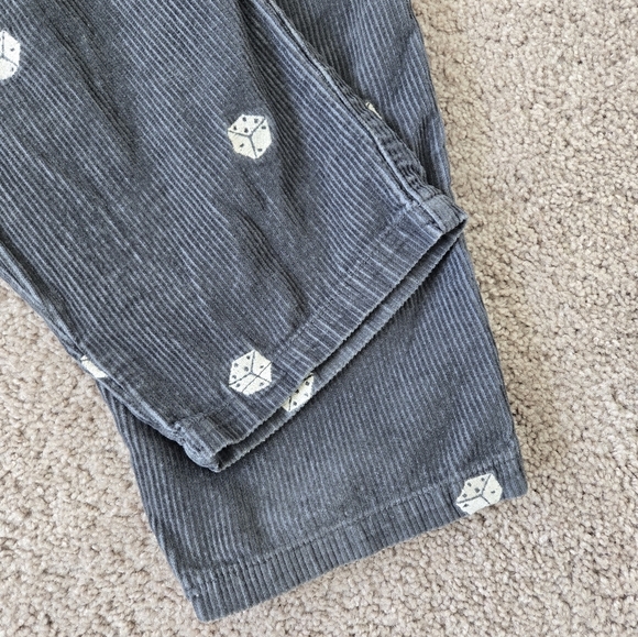 Urban Outfitters Men’s Gray Corduroy Pull-On Pants Embedded Dice size Large - Picture 13 of 16